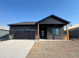 1525 Magpie Gulch St, Montrose, CO 81401