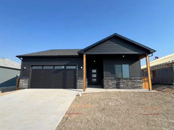 1525 Magpie Gulch St, Montrose, CO 81401