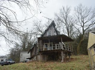 319 Enigma Rd, Elmwood, TN 38552