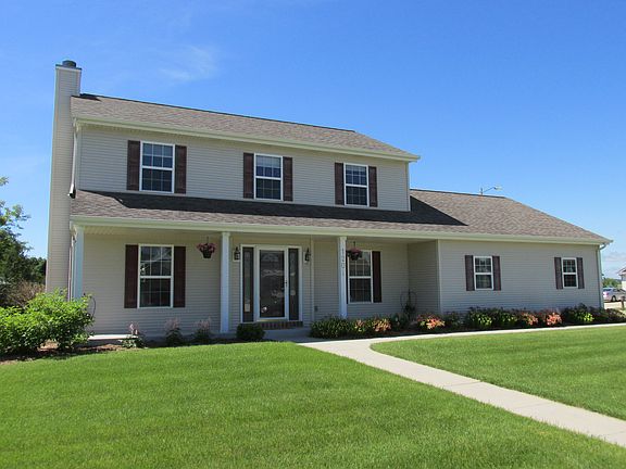 2nd image of 1201 Sumac Dr
