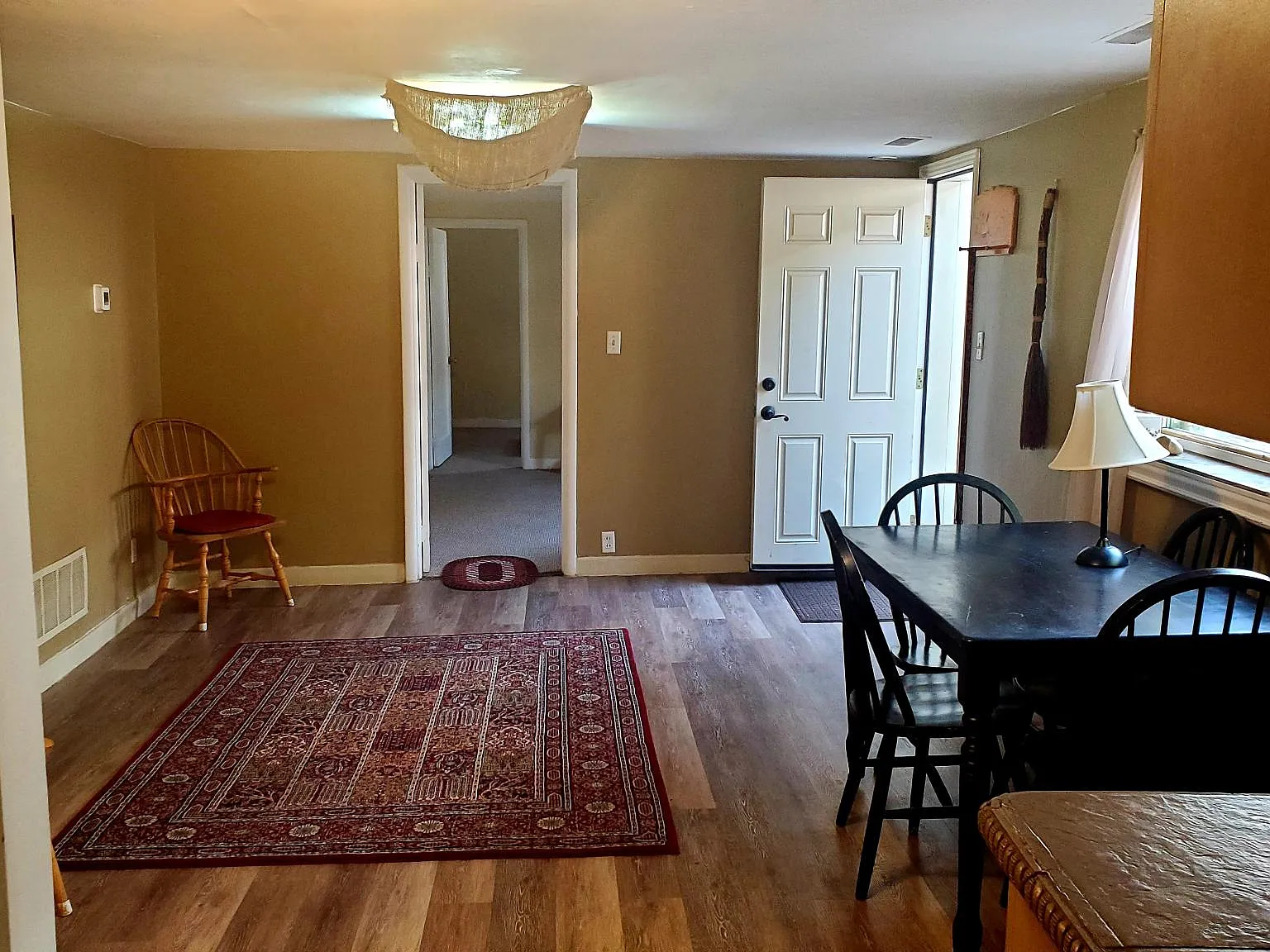 1375 E Gilmer Dr — Photo 1