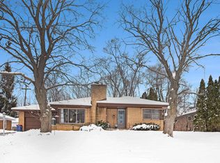 2141 Tremont Blvd NW, Grand Rapids, MI 49504