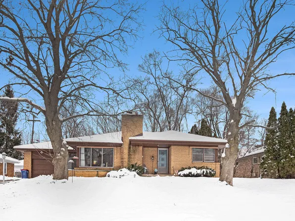 2141 Tremont Blvd NW, Grand Rapids, MI 49504