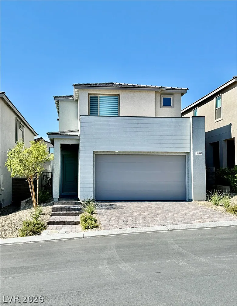 4 bed, 3.0 bath, 2114 sqft, $3,450 — Photo 1