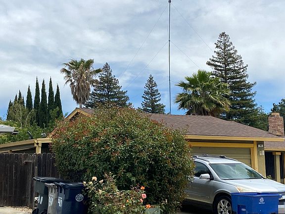 3rd image of 45 Kennelford Cir