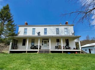 19055 County Road 6, Coshocton, OH 43812