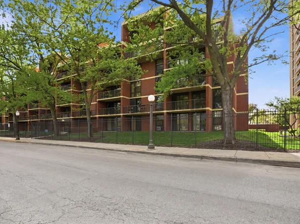 3021 S Michigan Ave Unit 406, Chicago, IL 60616