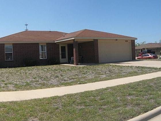 1st image of 4608 Windcrest Dr