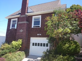 2574 4th Ave N, Seattle, WA 98109