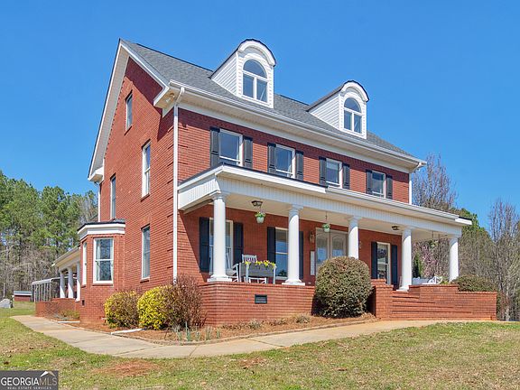 4th image of 1359 Jenkins Rd