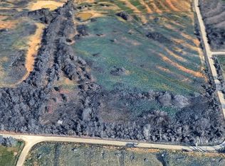 890 Clover Dr, Poolville, TX 76487