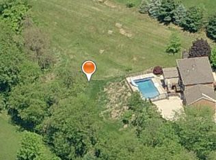 109 Clearview Ct, Irwin, PA 15642