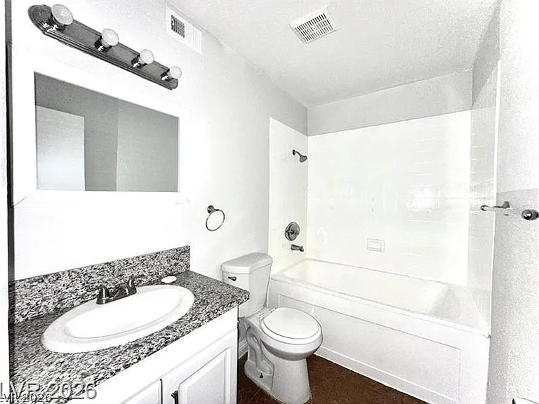 2112 Venusvenue #A — Photo 10