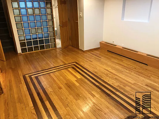 Rented by Metropolitan Brokers Inc. | media 5