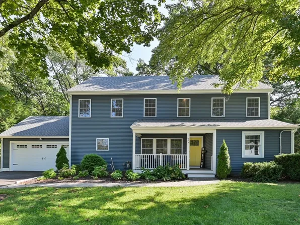 72 Princeton Ave, Andover, MA 01810