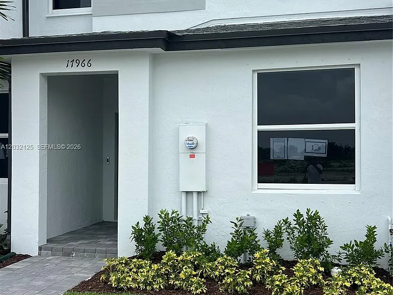 17966 SW 357th Ter — Photo 1