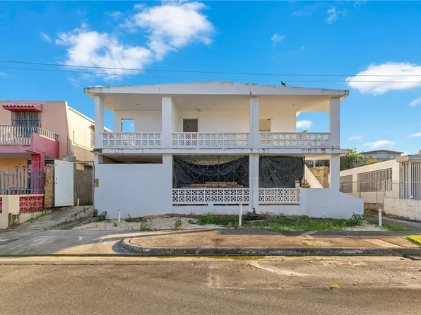 E 23 Urb Martorell Calle Jose De Diego, Dorado, PR 00646