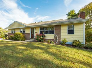 4 Willingboro Rd, Sewell, NJ 08080