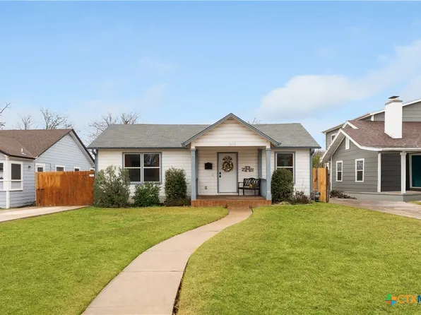 2010 W Woodlawn Ave, San Antonio, TX 78201