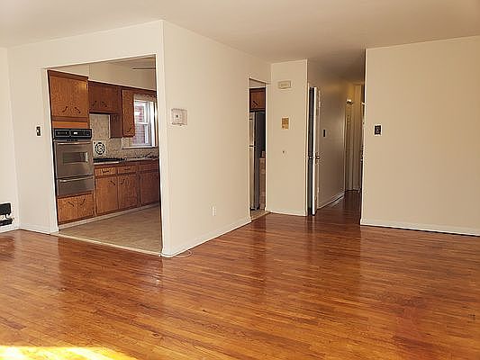 1st image of 92 Bay 49 St #1