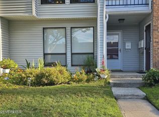 5C Twin Rivers Dr Unit C, Hightstown, NJ 08520