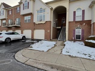 5934 E Island Dr, Ypsilanti, MI 48197