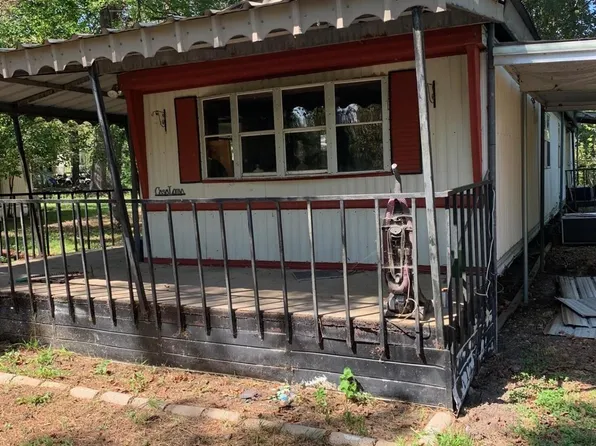 217 E Sunset Dr, Trinity, TX 75862
