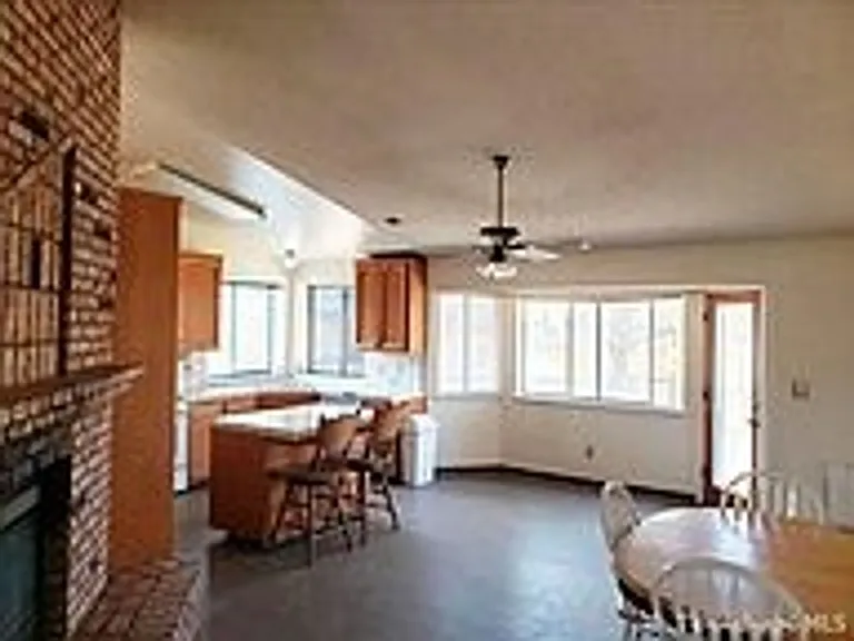 20351 Tamarac Dr — Photo 18
