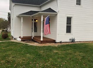 805 Olive St, Highland, IL