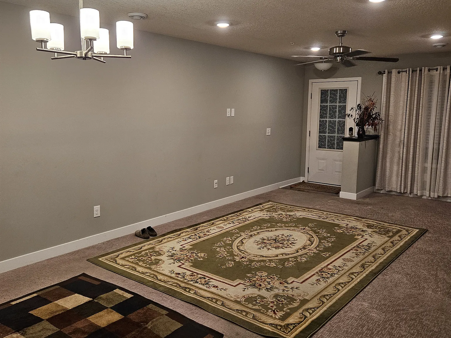 3 bed, 2.5 bath, 1775 sqft, $2,500 — Photo 2