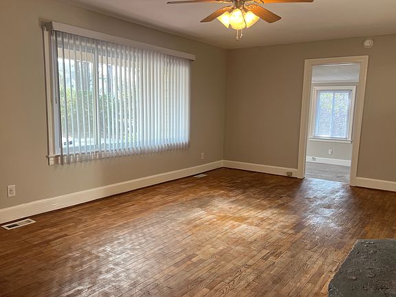 5th image of 332 Lullwater Dr