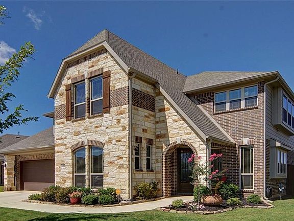 3rd image of 1366 Litchfield Ln