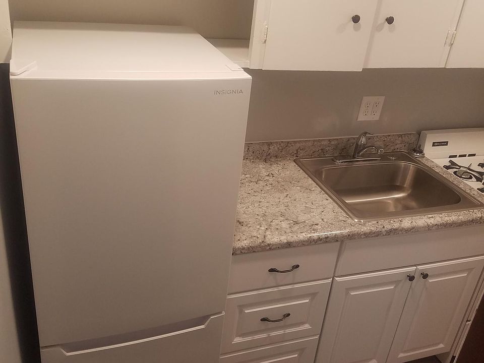 1st image of 2321 Logan St #2