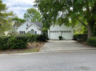 1976 Oak Tree Ln, Mount Pleasant, SC 29464