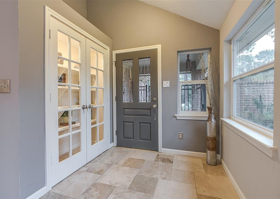 1st image of 3515 Cape Forest Dr