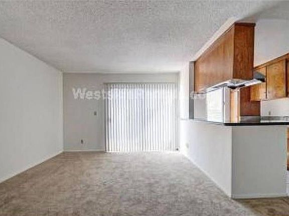 3rd image of 2257 28th St APT 3