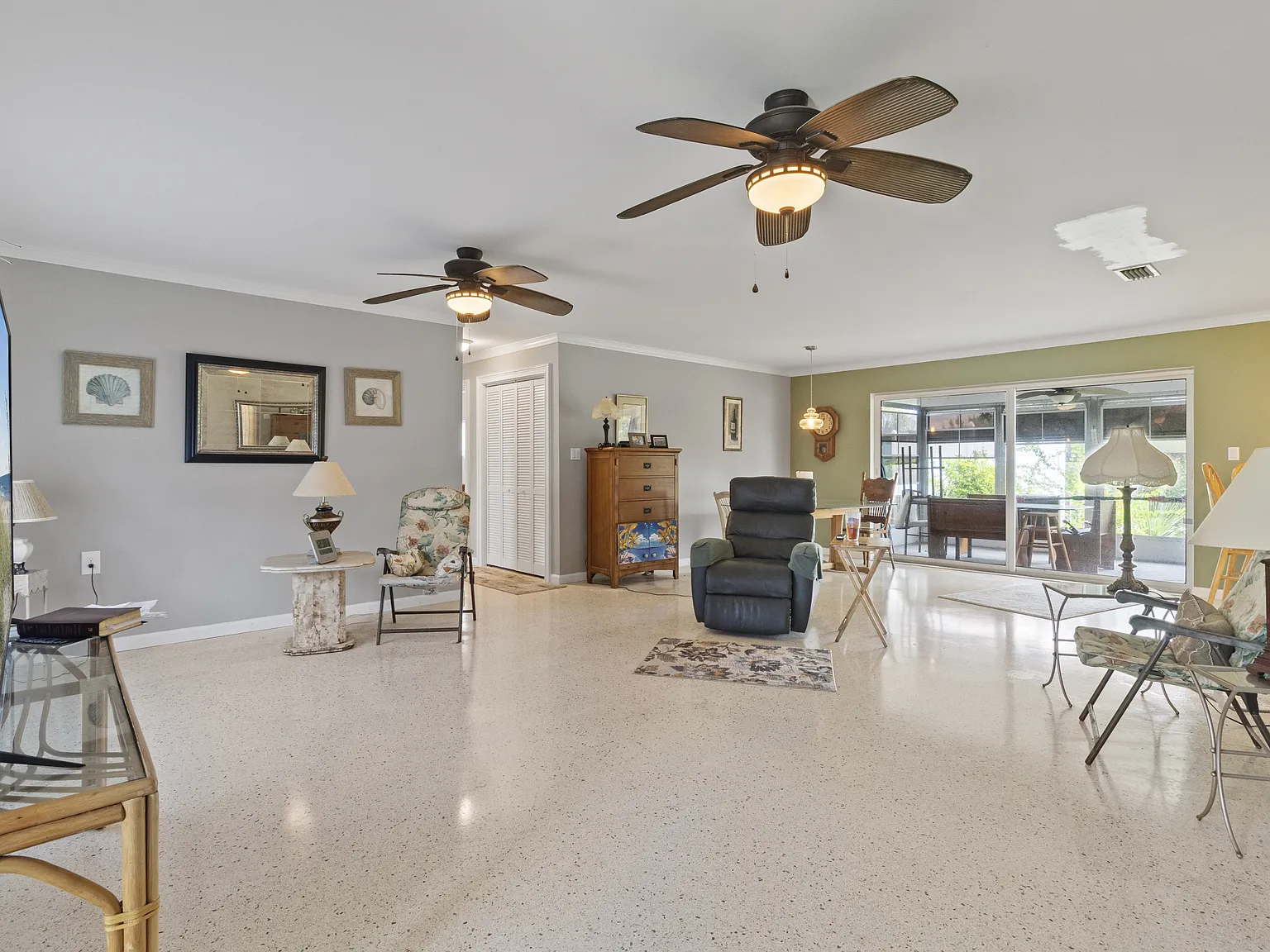 4020 Palm Drive - 1 — Photo 4