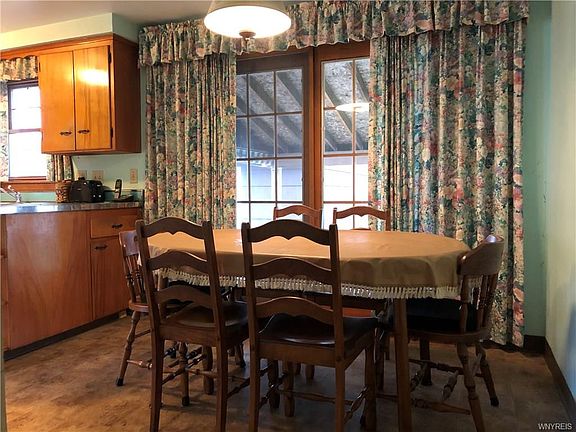 4th image of 111 Westfall Dr