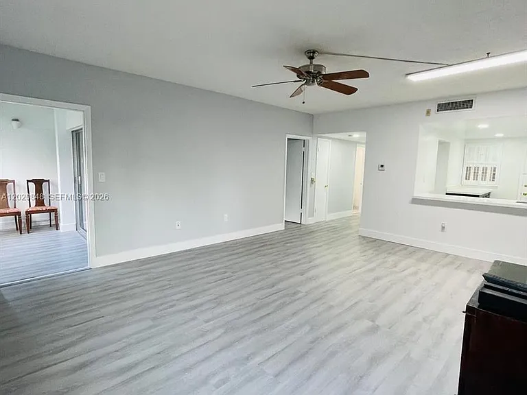 9175 SW 77th Ave #306 — Photo 3