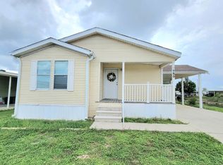 780 La Costa Ln, North Fort Myers, FL 33917