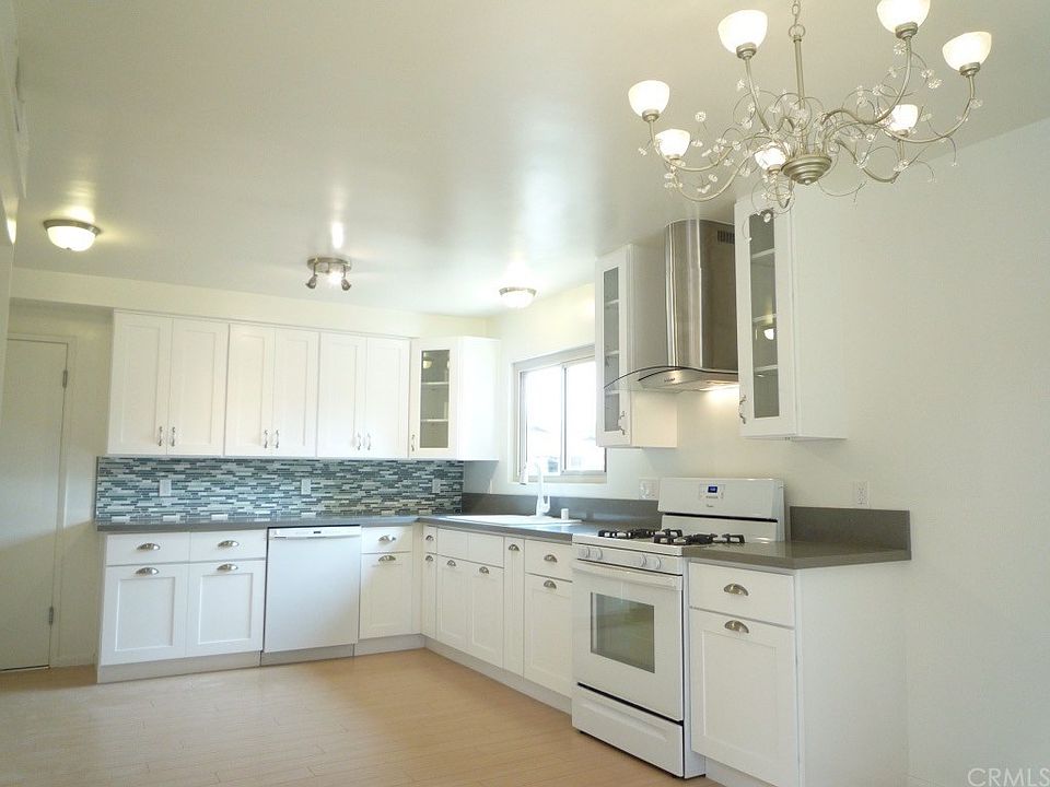 1st image of 2366 W 230th St