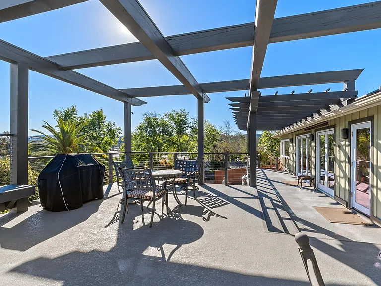3875 Rogers Rd — Photo 15