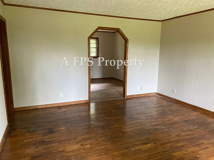 583 S Holcomb Rd SW — Photo 12