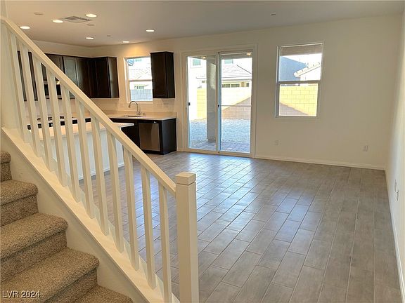 3rd image of 5072 Dule Grove St