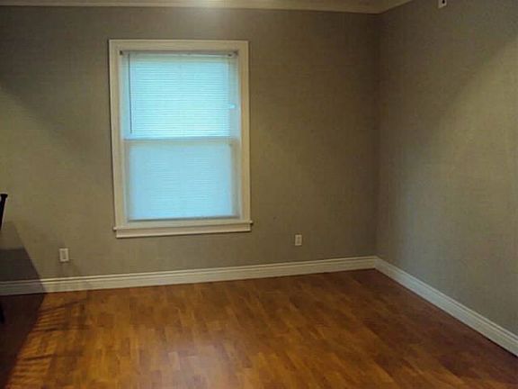 5th image of 1116 Woodlawn Ave