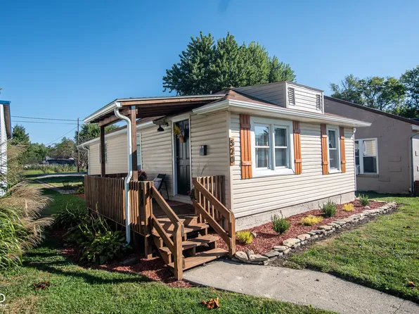 520 E 9th St, Rushville, IN 46173