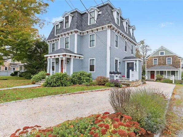 65 Narragansett Ave APT 1, Narragansett, RI 02882