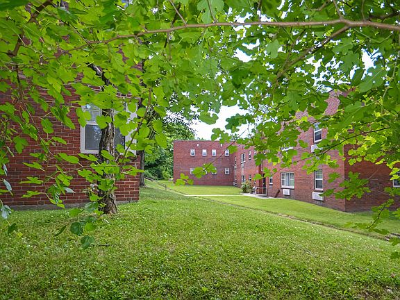 3rd image of 1335 Washington Blvd #5faa0ce65