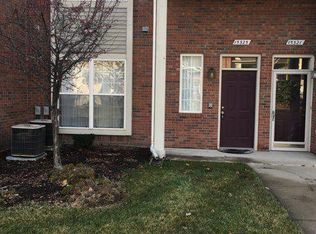 15325 Yale Dr, Clinton Township, MI 48038