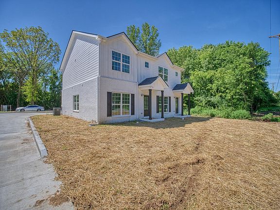 4th image of 252 Caroline Dr